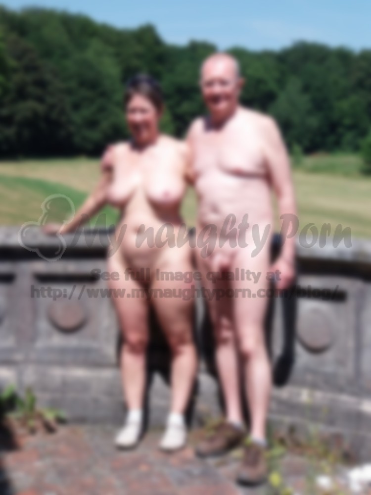 750px x 1000px - Dad's fat shaved uncut penis with mom's big saggy tits and huge shaved cunt